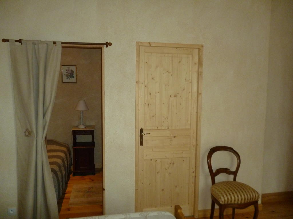 Chambres D'Hotes Le Bourdieu Soulignac Zimmer foto